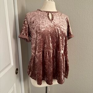 Altar'd State Crushed Velvet Peplum Blouse in Mauve